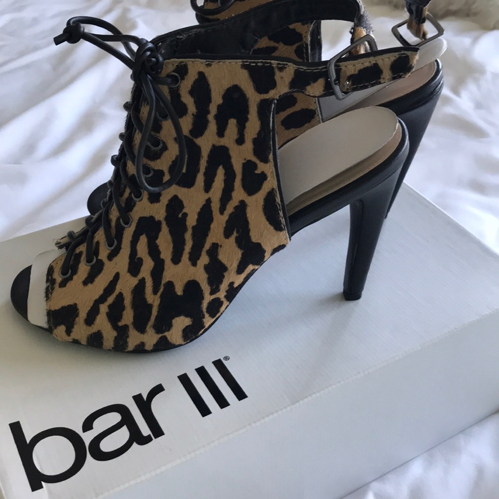 Never worn bar III leopard heels